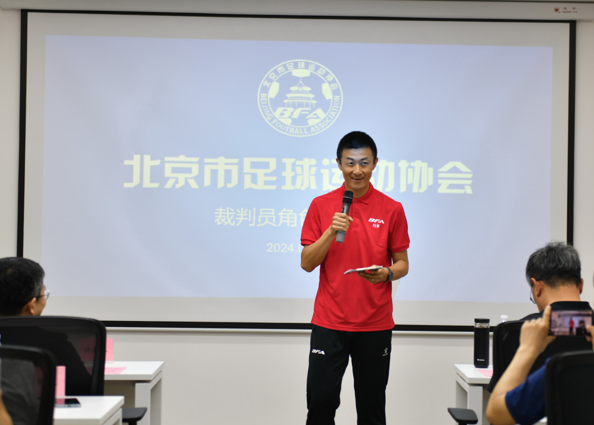 西班牙一海滨餐馆坍塌，已致4死16伤　　中国名义税负一直高于实际税负。所谓名义税负是指企业名义上该缴纳的税费。由于征管、企业对税法理解等原因，实际上企业不一定足额缴纳法律意义上的税费。