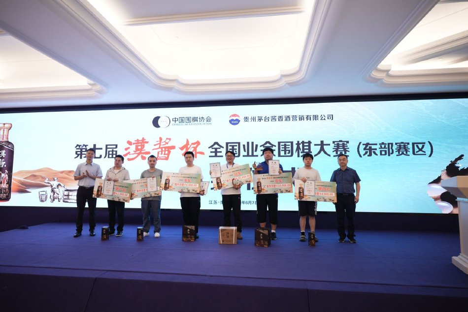 陕西省教育厅：全面取消普通高中跨市招生-yiowqvnjfggsk3lpr-　　6月7日，宁德时代就美国国会议员指控发布英文声明，声明称，信中引用的供应商信息不准确且具有误导性，其中一些供应商早已停止了业务往来，一些供应商从未产生业务往来，其余供应商的业务关系与任何违反适用美国法律法规的行为完全无关。